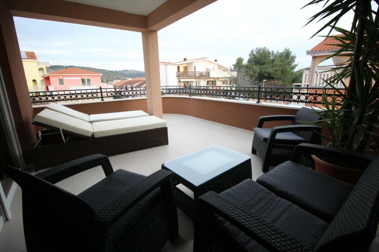 Lux Haus Villa โตรกีร์ ภายนอก รูปภาพ